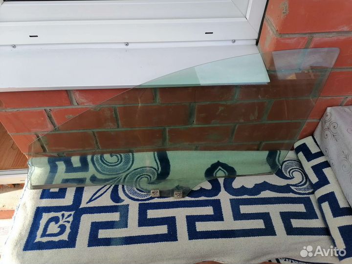 Стекло переднее левое мазда 3