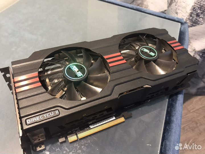 Видеокарта Asus HD 7950 directcu II