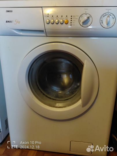 Стиральная машина на запчасти zanussi