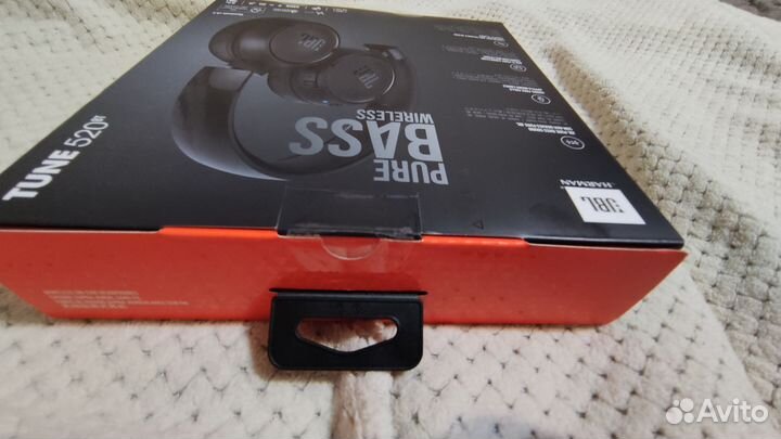 Беспроводные наушники jbl tune 520bt