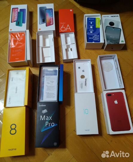 Коробка для смартфона