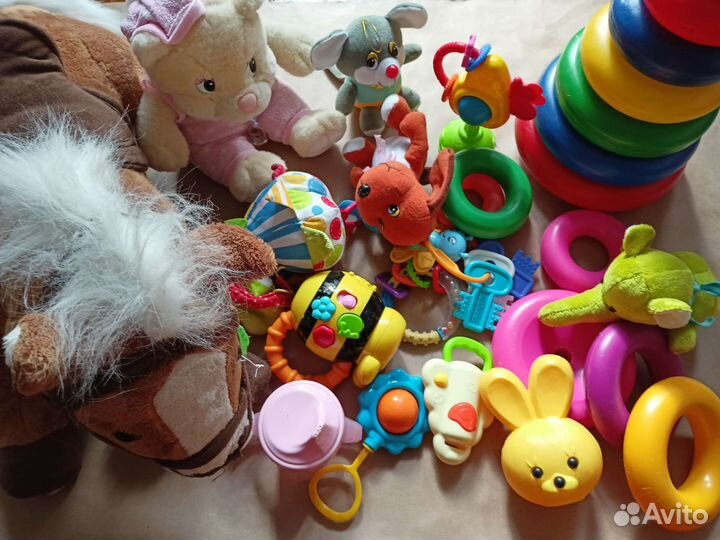 Большой пакет игрушек