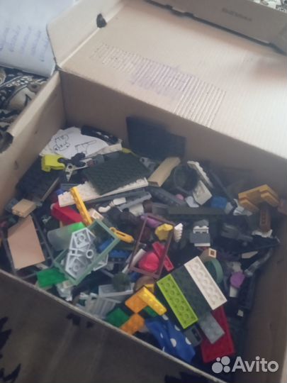 Коробка лего