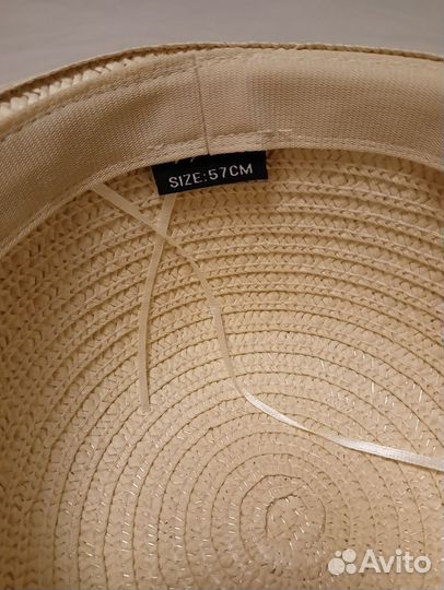 Шляпа с большими полями