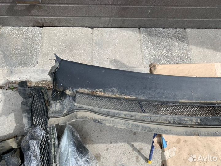 Решетка под лобовое стекло Ford Focus 2 купэ 1.8