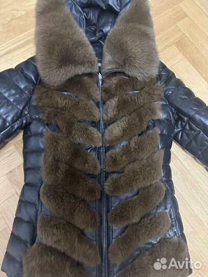 Кожаная куртка с мехом и капюшоном