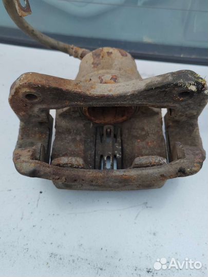 Суппорт Хундай Элантра j3