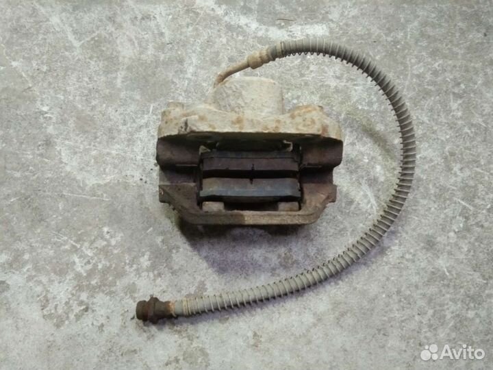 Суппорт задний левый Санг Енг Актион Спорт