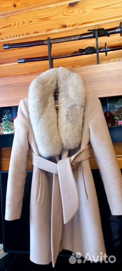 Зимнее пальто с мехом песца