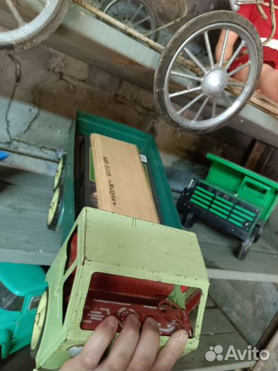 Модель трактора