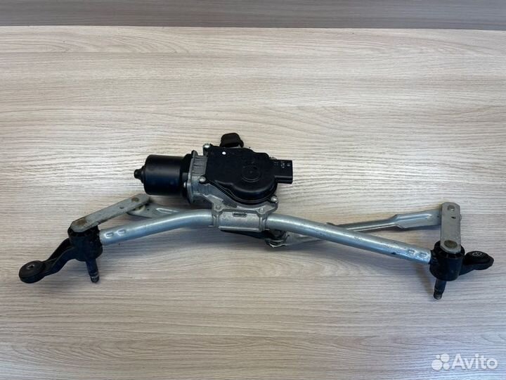 Трапеция стеклоочистителей LADA X-Ray