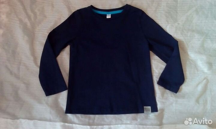 Костюм на мальчика 3-5 лет, шорты, маечки пакетом