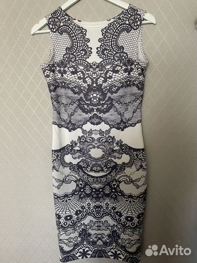 Платье в стиле Alexander McQueen