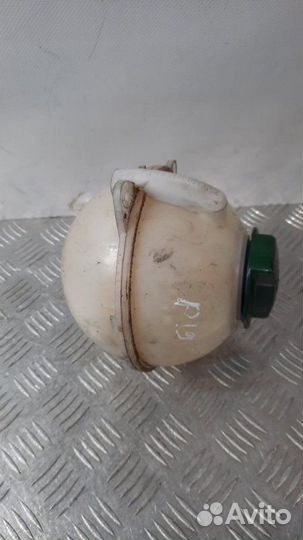 Бачок расширительный Volkswagen Golf хэтчбэк 5 дв