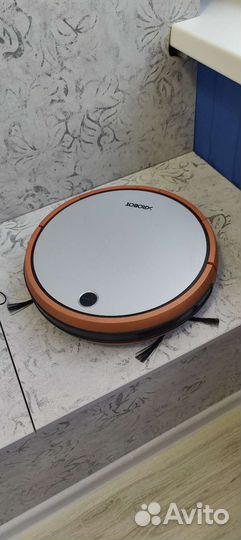 Робот пылесос xrobot