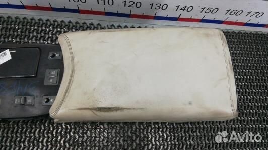 Подлокотник центральный lexus LS 4 (3MF08IX01)