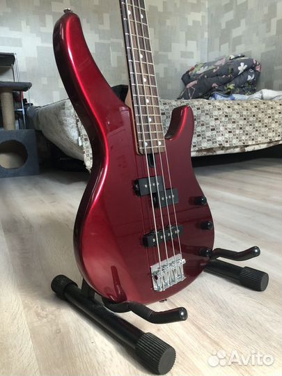 Бас гитара Yamaha trbx174 rm red metallic