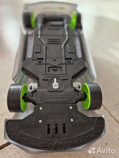 Машина для дрифта. На радиоуправлении