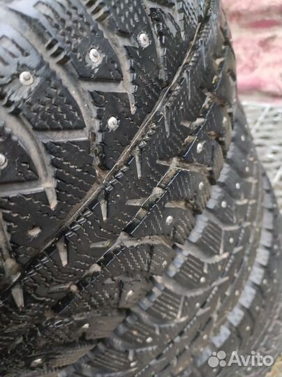 Bridgestone Ice Cruiser 7000 215/65 R16