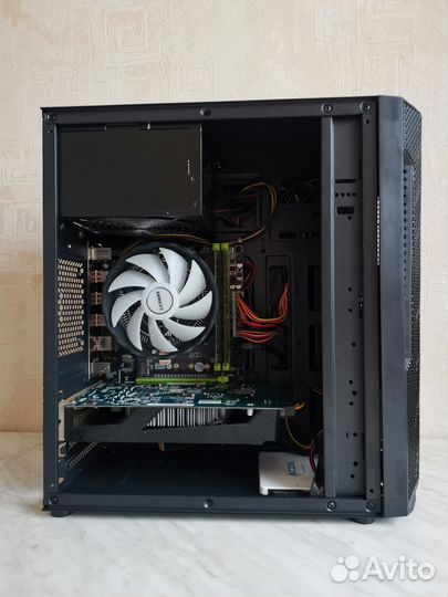 Новый игровой Core i7 (Xeon) 32 GB + RX580 8GB