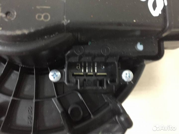 Моторчик отопителя Toyota Land Cruiser Prado J150