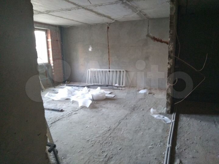 3-к. квартира, 105 м², 1/6 эт.