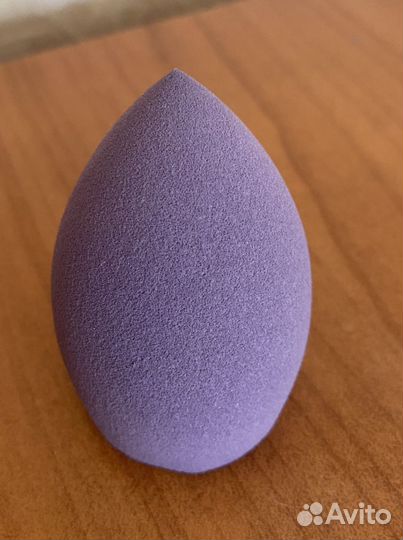 Спонжик для макияжа