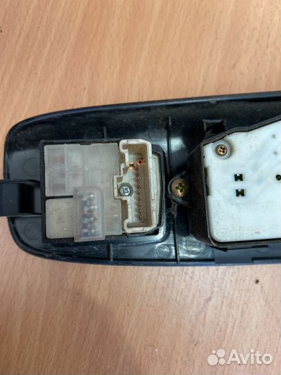 Блок управления стеклоподъемниками camry acv30