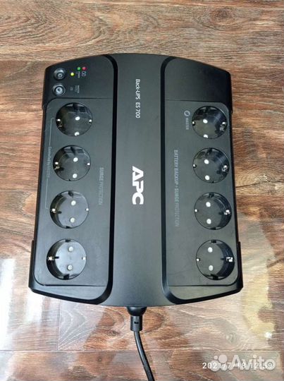 Ибп APC ES 700