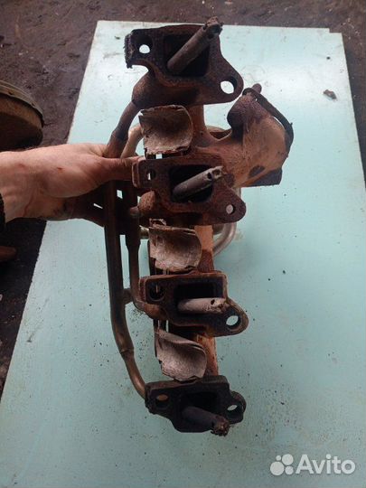 Выпускной коллектор Ford Sierra универсал 1990