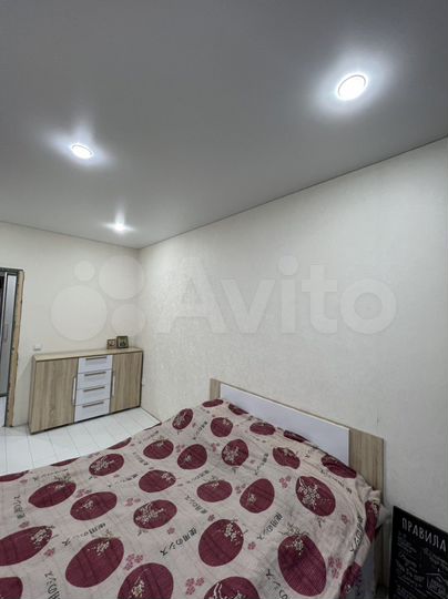 2-к. квартира, 56 м², 1/9 эт.