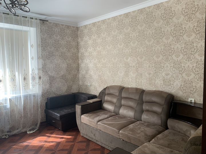 2-к. квартира, 72 м², 3/10 эт.