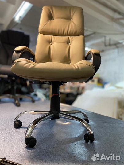 Кресло офисное