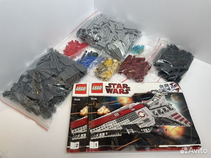 Lego Star Wars 8039 Атакующий крейсер Венатор