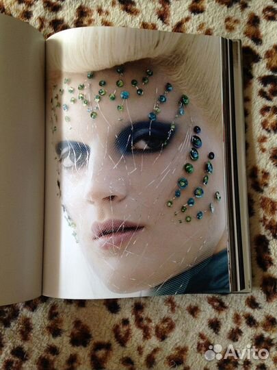 Книга francois nars, кисти Nars, книга Pirelli