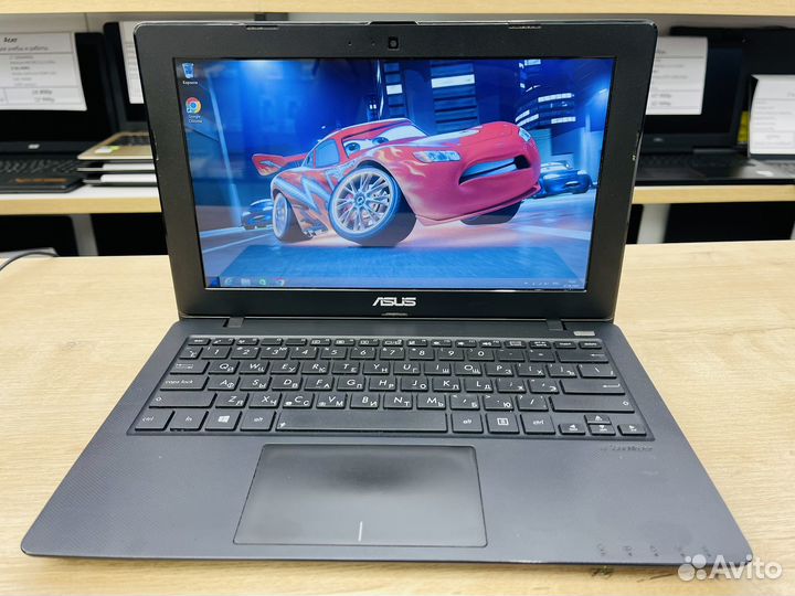 Ноутбук asus компактный 12дюймов быстрый с SSD