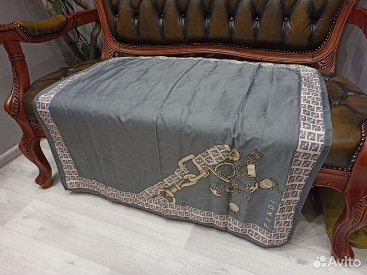Платок шелковый 95cm fendi италия