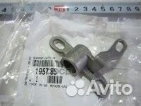 W кронштейн датчика / support capteur 1957.85 1