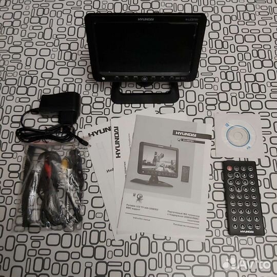 Автомобильный жк-телевизор Hyundai H-LCD701