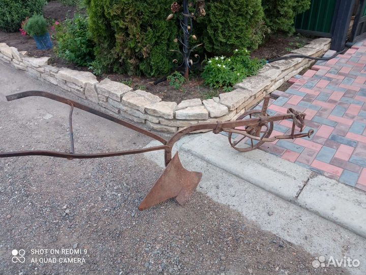 Конный плуг