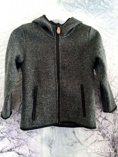 Кофта с капюшоном