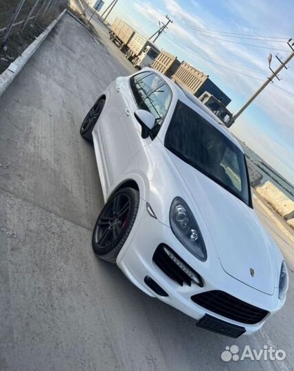 Porsche Cayenne GTS 4.8 AT, 2013, 220 000 км