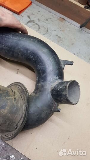 Патрубок воздушного фильтра