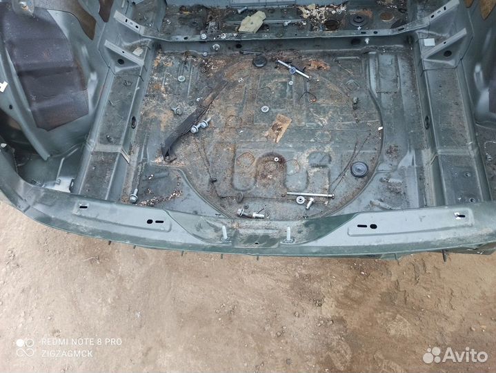 Задняя панель (Audi Q5 Sportback FY)