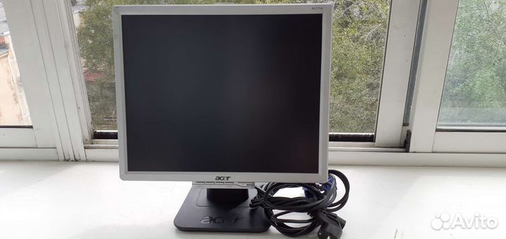 Монитор acer