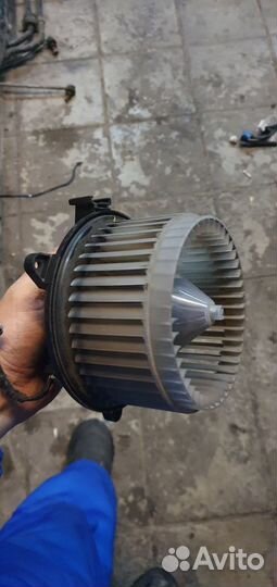 Моторчик печки отопителя Chevrolet Cruze