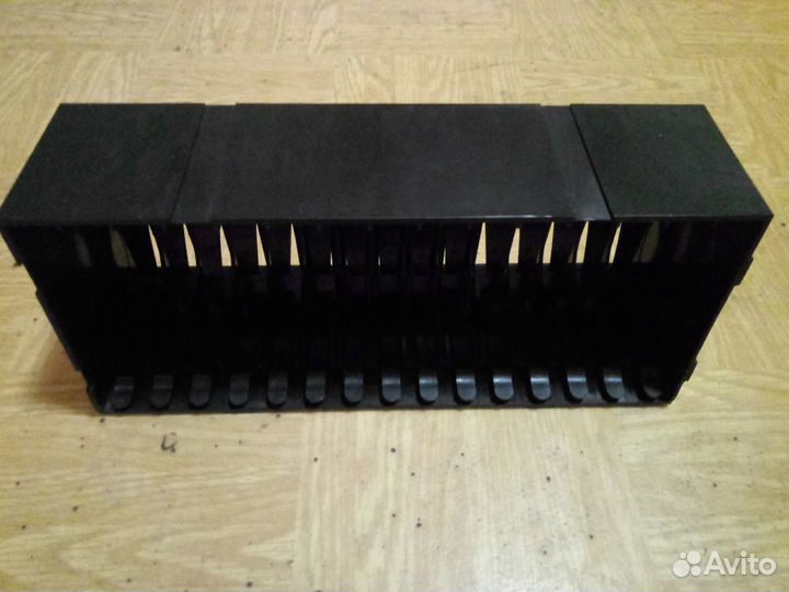 Подставка под аудио кассеты (чёрный)