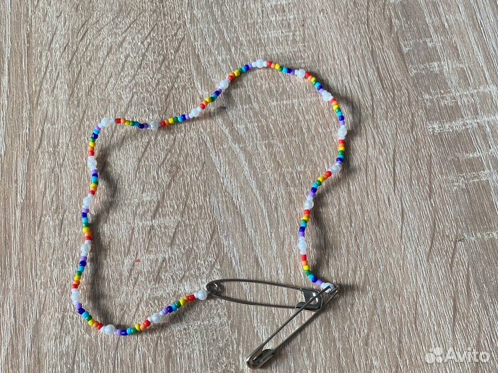 Одерелье с булавками