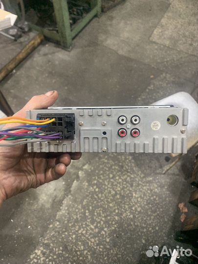 Магнитола с блютузом