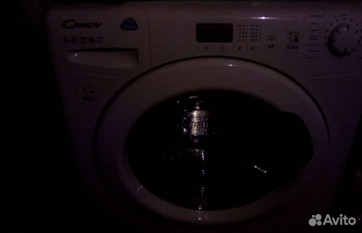 Продам стиральную машину на запчасти